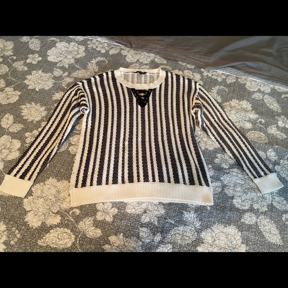 Sweater - Picture 2 of 2